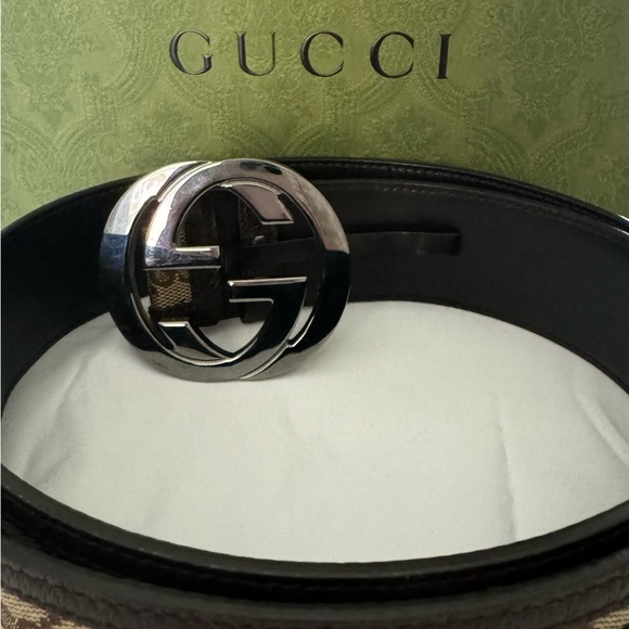 100% Authentic Gucci Silver GG Buckle Canvas Belt LIKE NEW - Picture 2 of 8